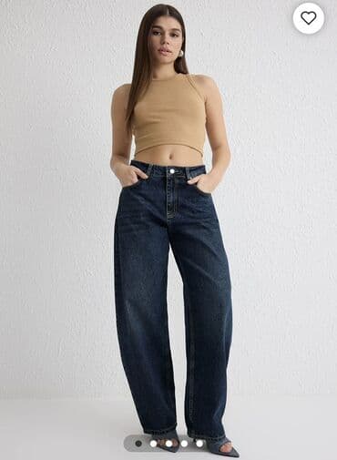 Digər avtomobillər: Geyinilmeyib etketi üsdündedir sadece böyük olduğu üçün satılır — 1