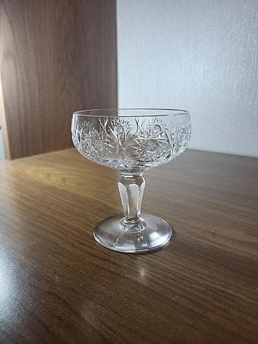 qedimi kasa: Qədəhlər, Şüşə, 1 əd, Çexiya — 1