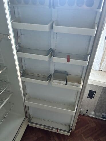 Soyuducular: WhiteFrost soyuducu - Üst hissədə dondurucu bölmə, aşağıda geniş — 3