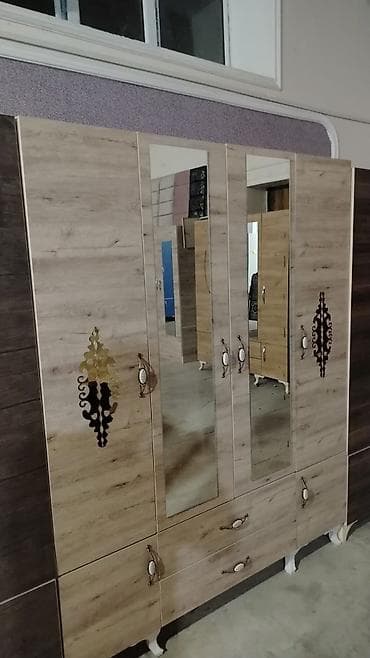 qapi avropa: Yeni, 4 qapılı, Güzgülü, Ağ, Digər material, Açılan, Düz dolab — 10