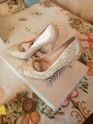 Туфли: Очень красивые.Одевались один раз на свадьбу. Покупали за 120 — 2