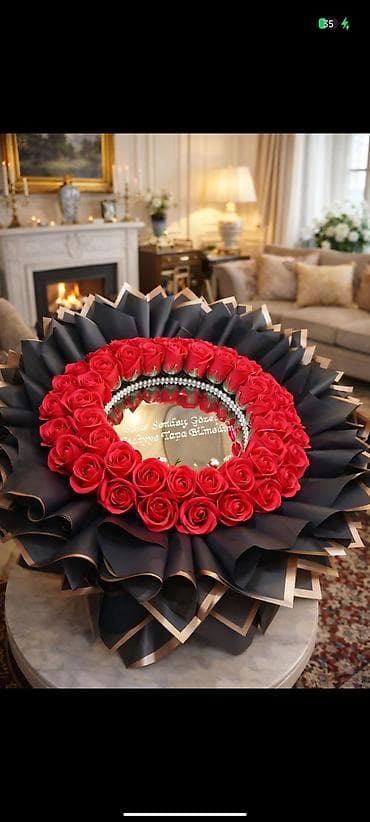 Lüks gül buketi – güzgülü kompozisiya - 360° dairəvi tərtibat: tünd