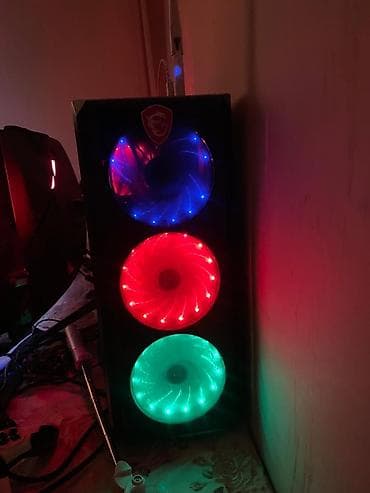 islenmis notbuk: Gaming PC komplekti – komponentlər və monitor Komponentlər: Ryzen 5 — 7