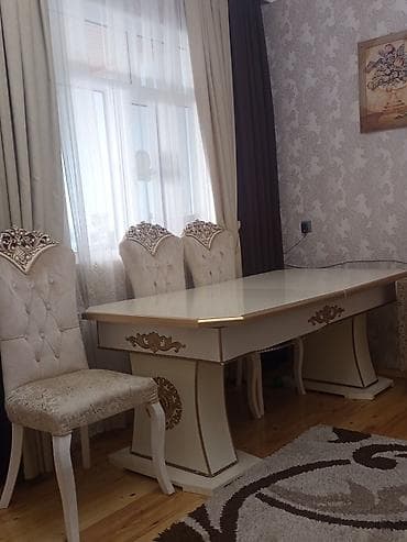 ustullar: Qonaq otağı üçün, Dördbucaq masa, 4 stul — 1