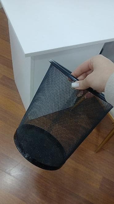 qiz ucun mekteb cantalari: 3 eded zibil qabi.
Cemi 15 azn.(3)
Unvan 28 aff moll
Vesile🌹7432 — 1