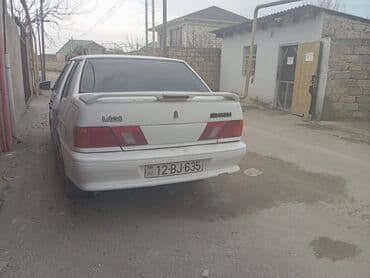 Üzüklər: LADA Samara sedan, ağ rəng. Maşının heç bir problemi yoxdu ela maşındı — 2