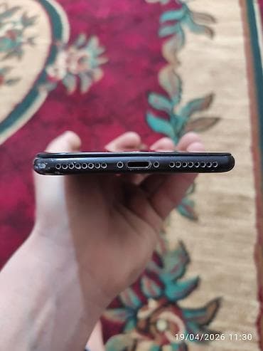 iphone 7 64gb plus: IPhone 7 Plus, Jet Black, Barmaq izi — 3