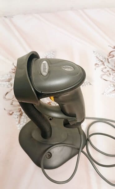 Barkod skaner!! Cox az islenib ideal veziyyetde!!