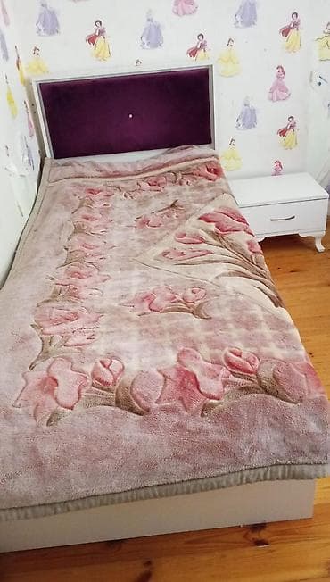 Kravat tumbasiyla birlikde 120azn 5752 NZS Gunel1 — 1
