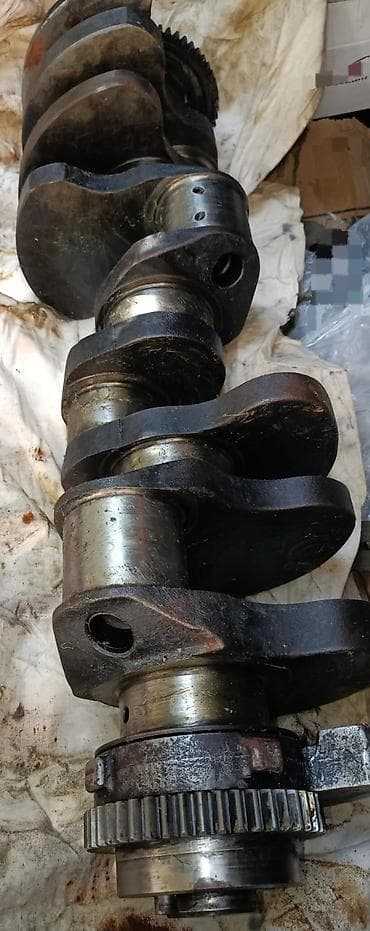 su kamaz: Məhsul: Daxili yanma mühərriki üçün krank mili Təsvir: - Ağırtonnajlı — 2