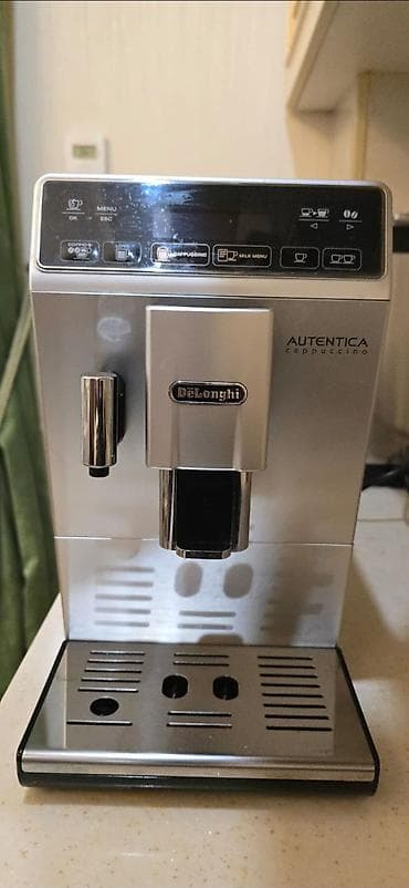 Restoran, kafe avadanlığı: Kofe aparatl. *SEVA XİRDALAN* DeLonghi Autentica markalı kofe aparatı — 1