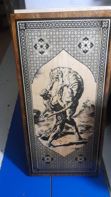 Maskalar, eynəklər: Nerd taxta tezedir 30 azn daş zer elave 4 azn — 2