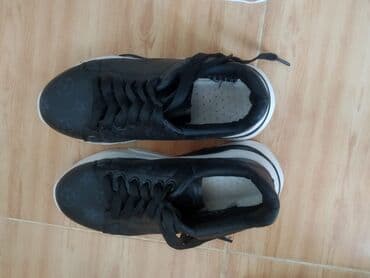 женские кеды сникерсы: Размер: 39, цвет - Черный, Б/у — 2