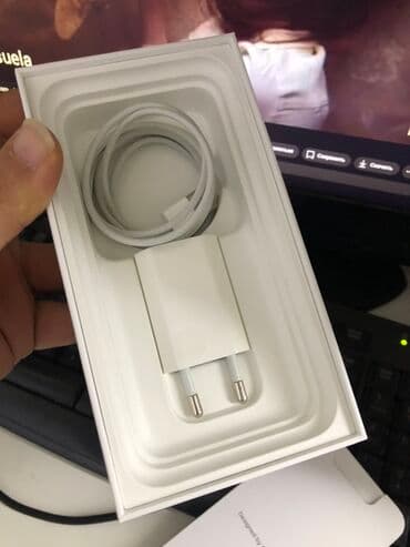 iphone 11 dual sim qiymeti: IPhone 11, Qara, Face ID — 3