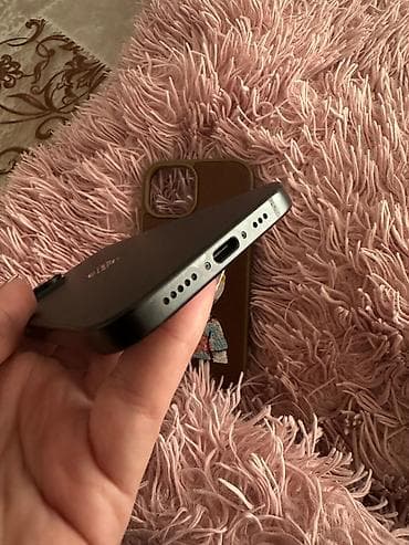 macbook pro 16: IPhone 15, 128 GB, Qara, Face ID — 5