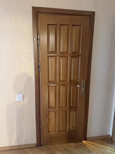 Keyfiyyətli və möhkəm qapı satılır. Səliqəli istifadə olunub, yaxşı — 1