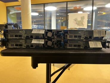 чип node: Quanta Computer Inc. şirkətinin istehsalı olan bu server, böyük həcmdə — 5