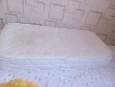 Uşaq/Beşik döşəyi - Ölçü: şəkillərə əsasən beşik ölçüsündə (təxmini lalafo.az -da Uşaq/Beşik döşəyi - Ölçü: şəkillərə əsasən beşik ölçüsündə (təxmini