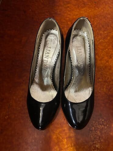 зеленые туфли: Туфли, Размер: 38, цвет - Черный, Б/у — 1