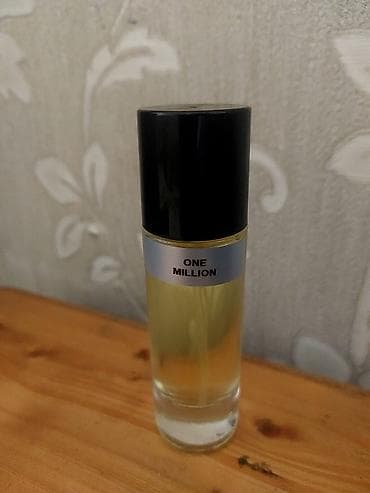 Kosmetika: One Million kişilər üçün ətir (şüşə flakon) - Tip: Eau de Parfum/ətir — 1