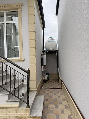 3 otaqli temirli menzil: 3 otaqlı, 120 kv. m, Yeni təmirli — 2