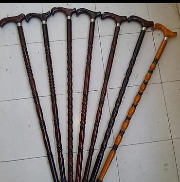 Tibbi maskalar: Müxtəlif növ gəzinti dayaqları və qoltuqağacı modelləri Məhsul — 3