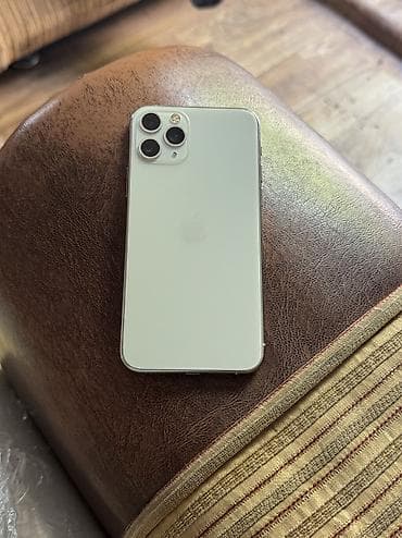 iphone 11 pro pil: IPhone 11 Pro, 512 GB, Matte Silver, Zəmanət — 1