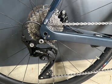 5 ci sinif riyaziyyat qiymətləndirmə tapşırıqları: TREK yol velosipedi – karbon karkaslı, disk əyləcli, Shimano 105 — 8