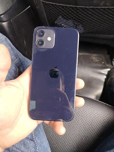 iphone 12 barter: IPhone 12, 64 GB, Qara, Qırıq, Barmaq izi, Simsiz şarj — 2