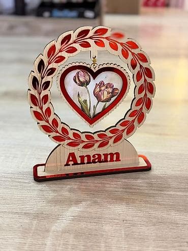 Fiqur, Taxta, rəng - Qırmızı lalafo.az -da Fiqur, Taxta, rəng - Qırmızı