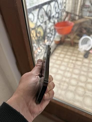 m2 macbook pro: IPhone 14 Pro, 128 GB, Qara, Zəmanət, Simsiz şarj, Face ID — 8