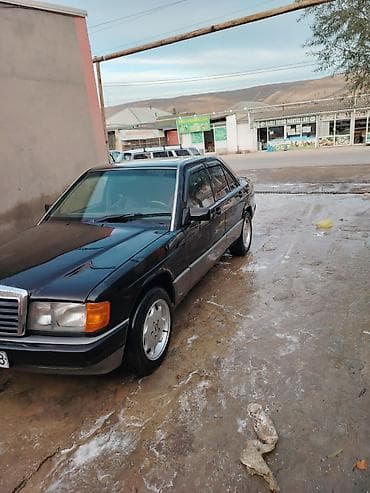 kompressor teh: Mercedes-Benz 190 (W201): 2.2 l | 1991 il Sedan — 1