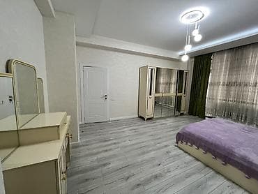 4 комнатные квартиры: Kirayə/icarə üçün mənzil təsviri - Plan: geniş mətbəx‑studiya və 2 — 4