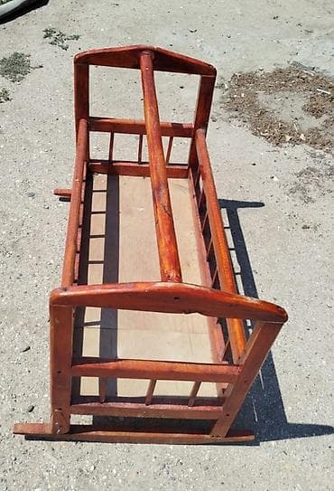 taxt sumqayit: Taxta beşik - Material: təbii ağac, laklanmış səth - Konstruksiya — 1