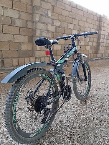 merida velosipēdi: Qiymətdə endirim olacaq.Hər göz qabağındadı əla velosipeddir.24 lük — 4