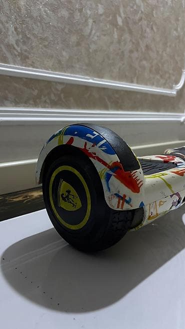 adapt: Elektrikli hoverboard ev daxilində işlədilib əla vəziyyətdədir — 4