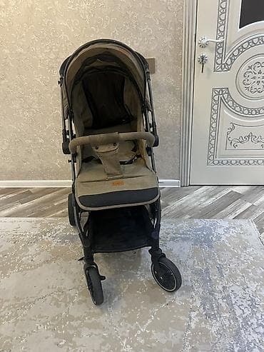 Uşaq arabası – yüngül və kompakt şəhər modeli - Rəng: bej/khaki -