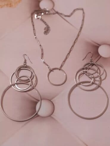 mekteb levazimati: Pullar satilir Cexiya bokal 10 manat Uwag ucun kepka 1 manat — 7