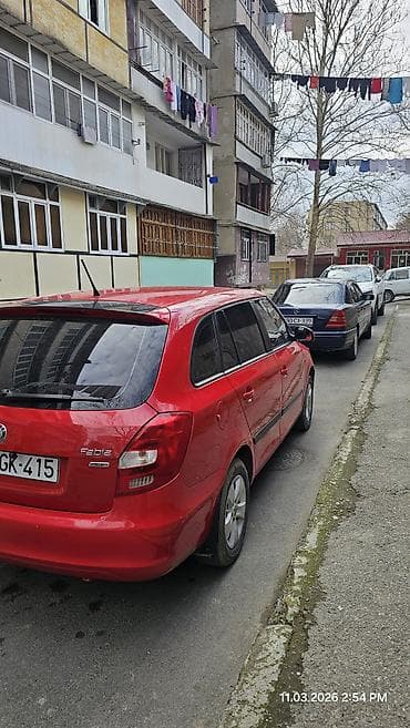 opel vectra 2005: Skoda Fabia: 1.6 l | 2011 il 114000 km Universal — 8