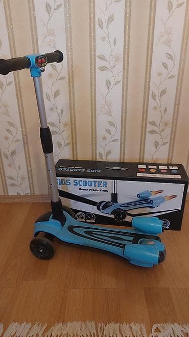kugoo m4 pro: Uşaq skuterı – Honor Productions Kids Scooter - Rəng: mavi-qara - 3 — 1