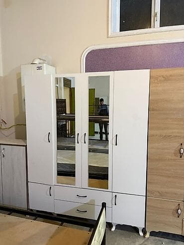 qapi avropa: Yeni, 4 qapılı, Güzgülü, Ağ, Digər material, Açılan, Düz dolab — 4