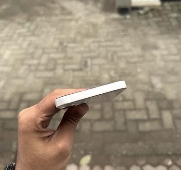 ipad mini 7 128gb: IPhone 13, 128 GB, Ağ, Zəmanət, Simsiz şarj, Face ID — 2