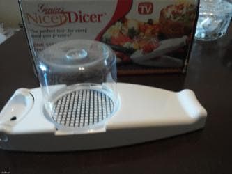 Salatucun kesen 10azn