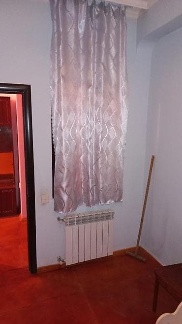 rayon evleri: Xırdalan dayirəsinin yani Rahat marketle uzbe uz 3 otaq Təmirli 70 — 10