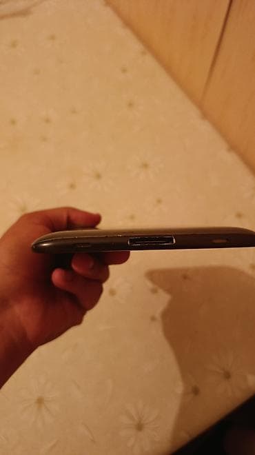 samsung 17: Samsung planşet VƏZİYƏTTİ BİLİNMİR!!! - Model: Samsung Galaxy Tab 3 — 6