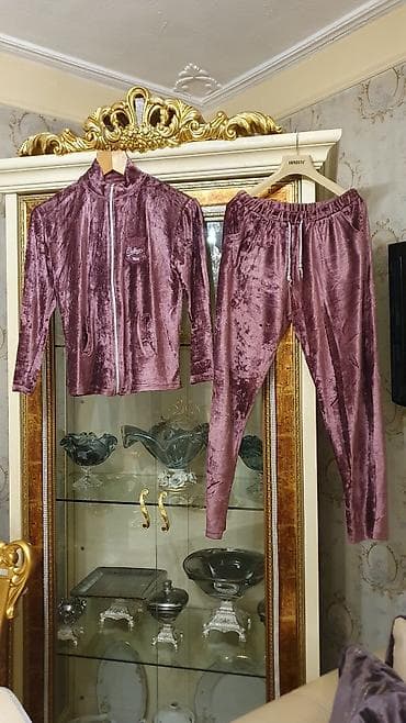 Ev geyimləri, pijamalar