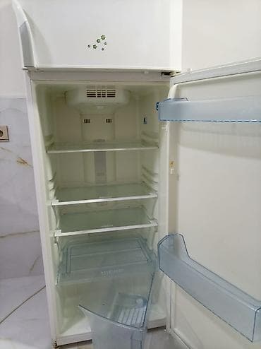 Elektronika: Beko iki qapılı soyuducu - Üst qapıda dondurucu bölmə, içində əlavə — 7