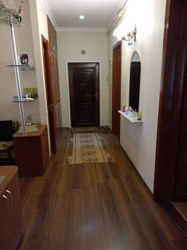 naxcivan kiraye ev elanlari 2024: Nəsimi r yaxin 5 mertebeli binanın 5-ci mərtəbəsində yerləşən ümumi — 3