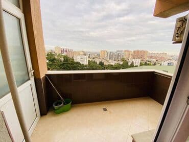 həzi aslanov 2 otaqlı evlər: Şamaxinkada, Kinostudiyanın həyətində,17 mərtəbəli binanın 9-cu — 11