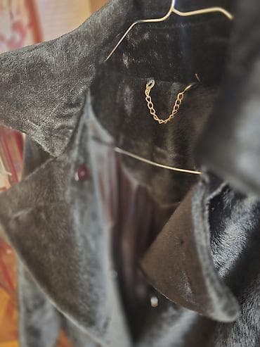 kurklər: Qadın üçün qara rəngli xəz palto.Real alicilar burada yazsin.Hec bir — 3